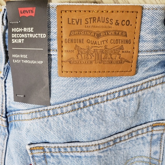Levis Deconstructed Skirt - Picture 6 of 7